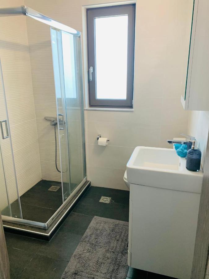 Zonapartments A Sea View-City Center خانيا المظهر الخارجي الصورة